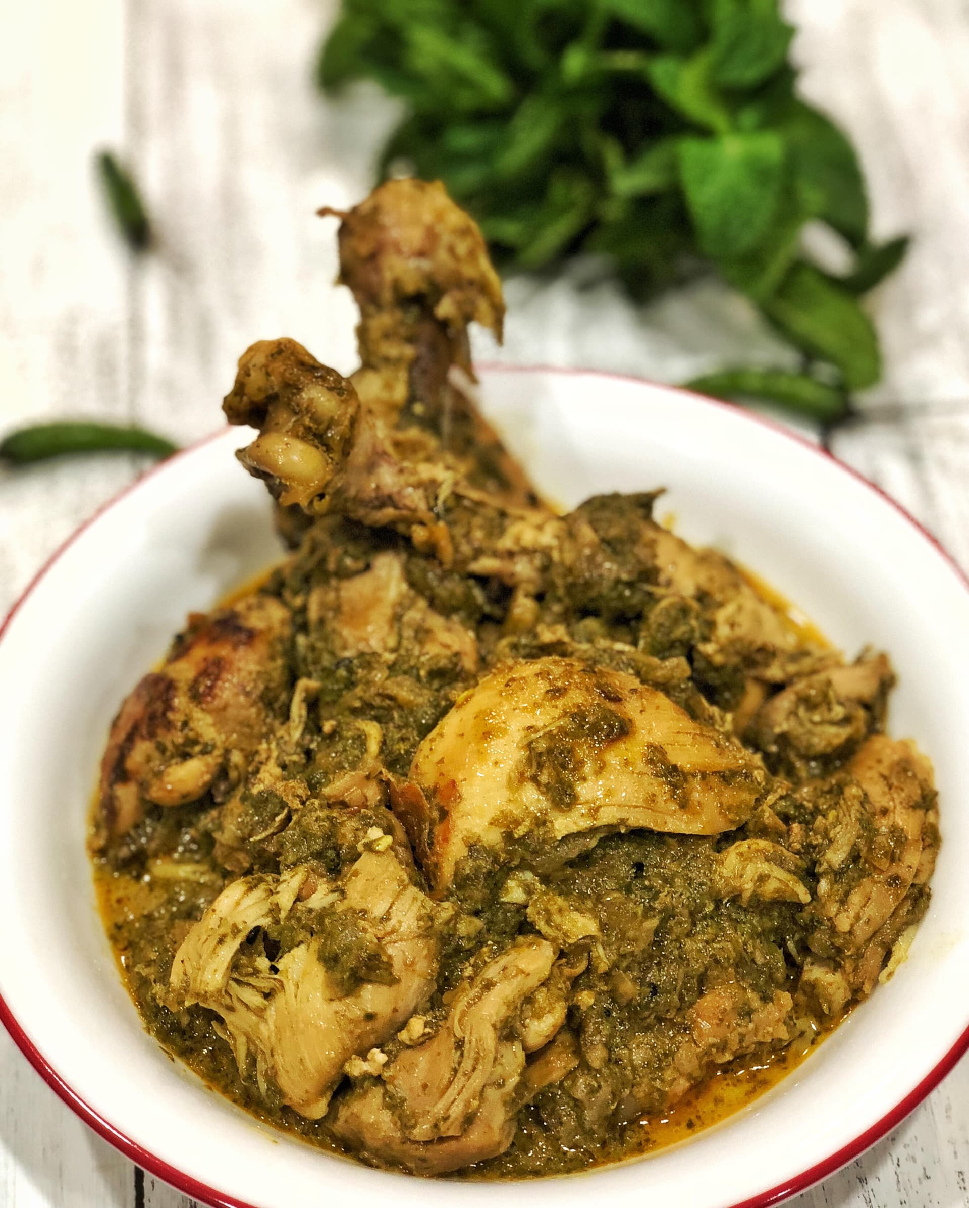 Hariyali Chicken/Cilantro-Mint Green Chicken Curry